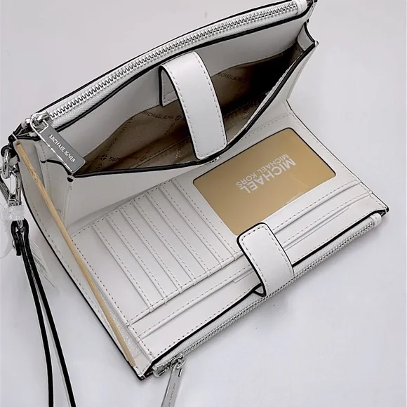 Michael Kors Jet Set Travel Large Embellished Signature Logo Wristlet
Dragonfrui - Picture 11 of 16